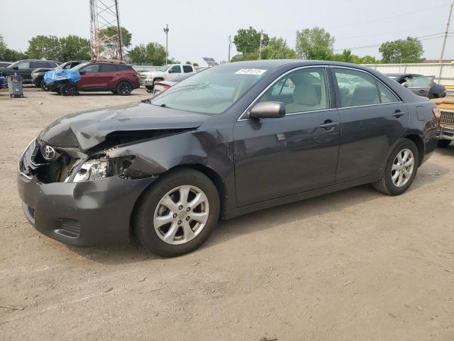 TOYOTA CAMRY BASE