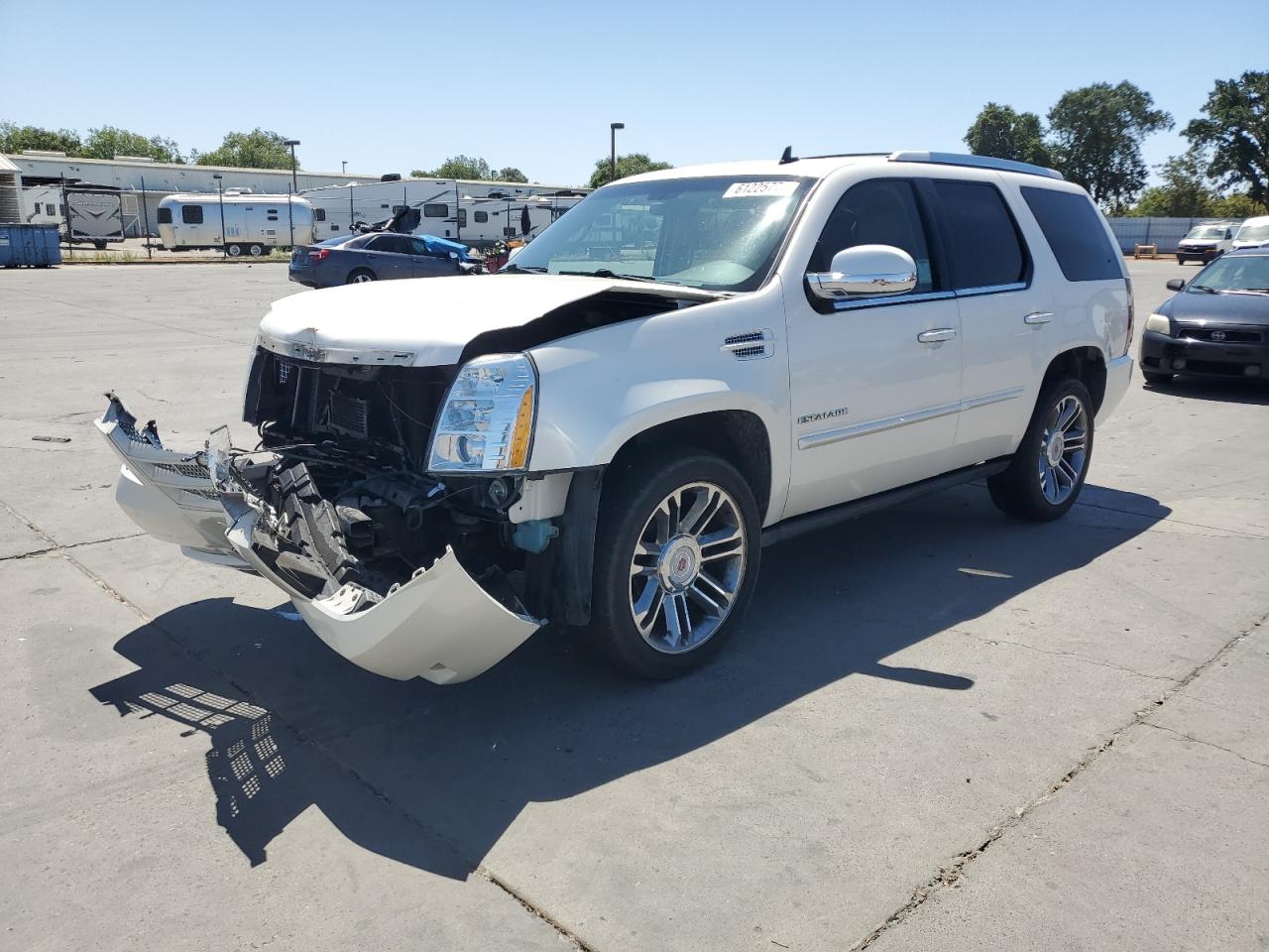CADILLAC ESCALADE PREMIUM