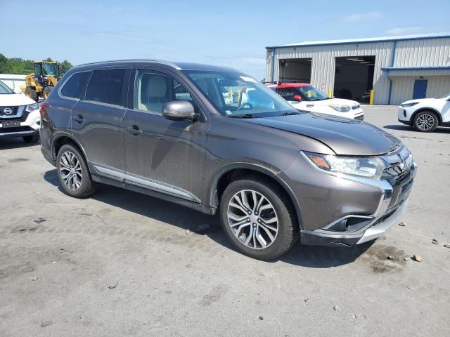 Vin: ja4az3a39hz038574, lot: 61027625, mitsubishi outlander se 20174