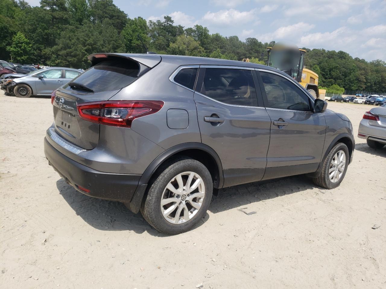 NISSAN ROGUE SPORT S