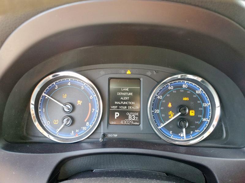 2018 TOYOTA COROLLA L - 5YFBURHE2JP820833