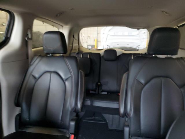 2017 CHRYSLER PACIFICA T - 2C4RC1BG0HR560682