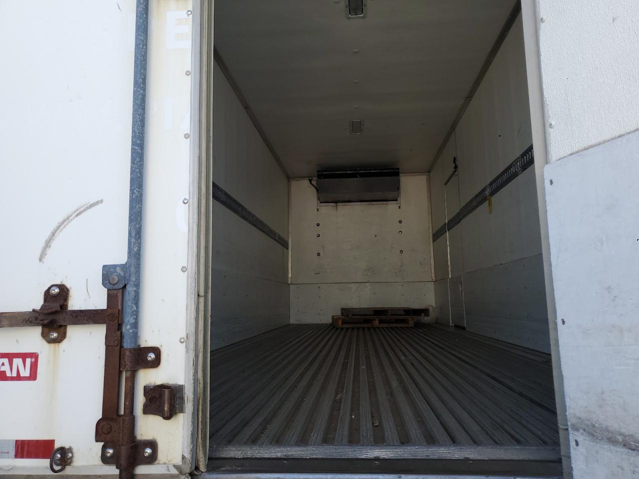 Lot #3186708995 2018 FREIGHTLINER M2 106 MED