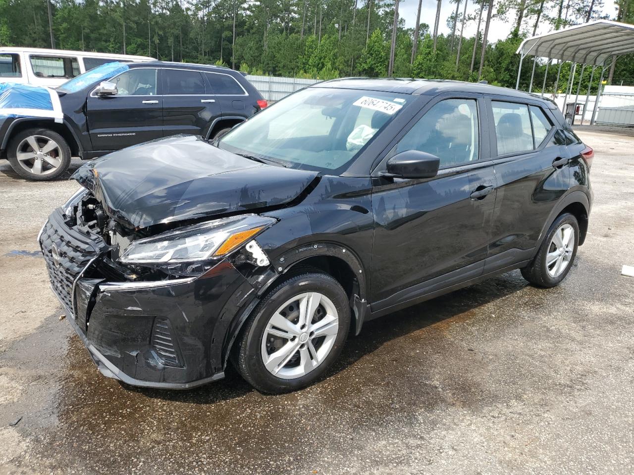 NISSAN KICKS S