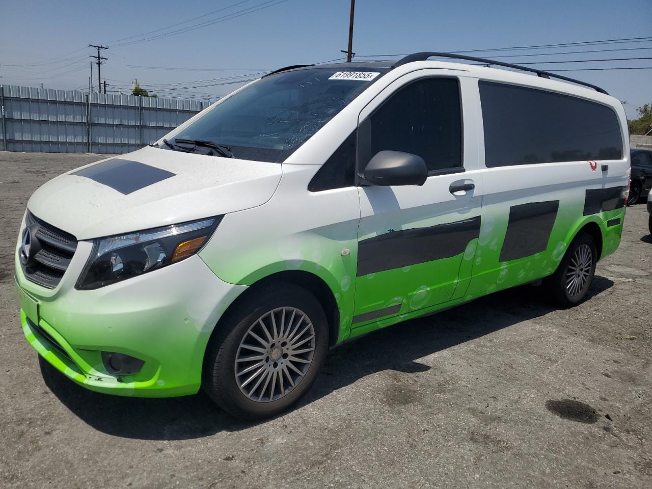 MERCEDES-BENZ METRIS