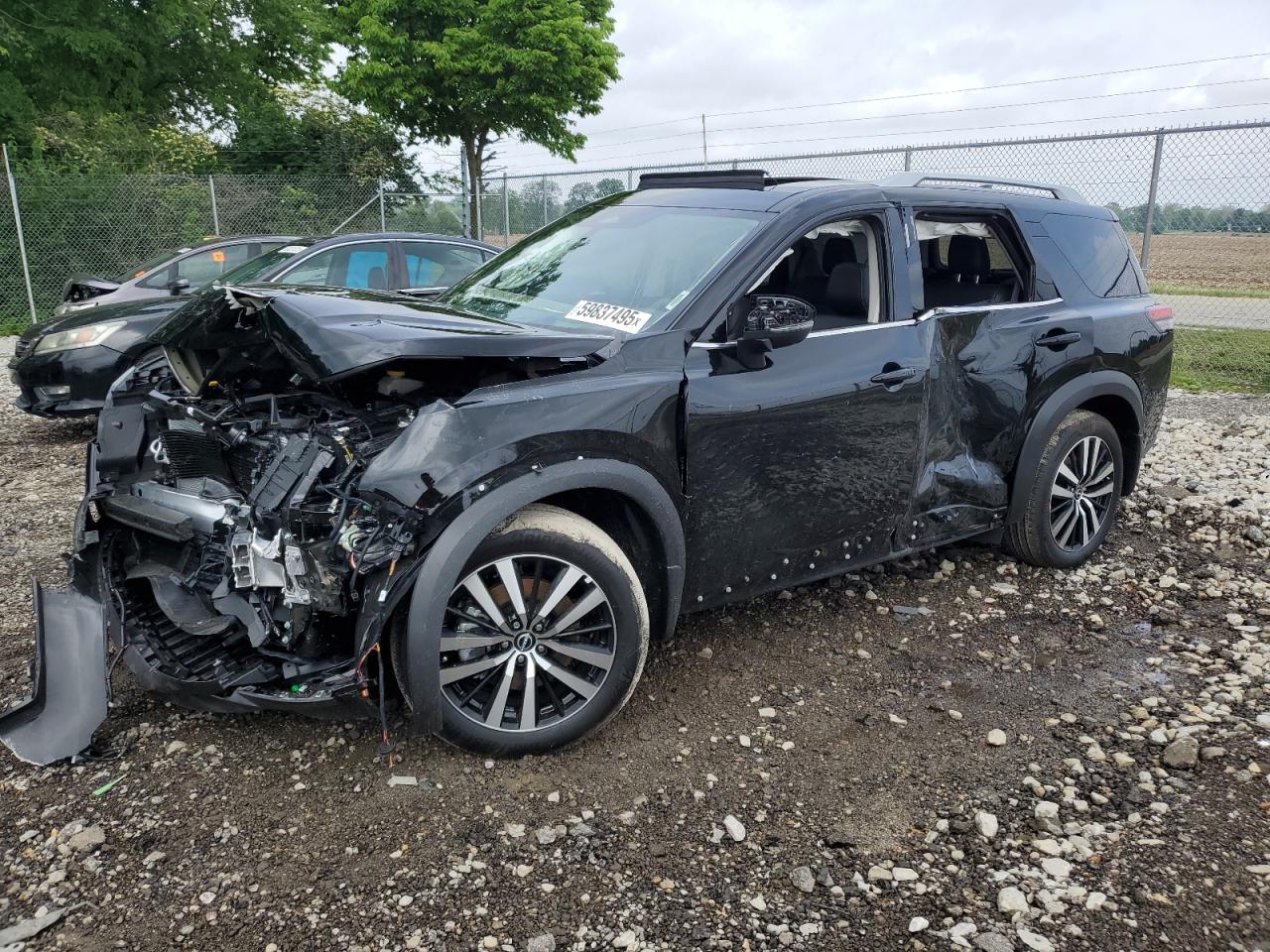 NISSAN PATHFINDER PLATINUM