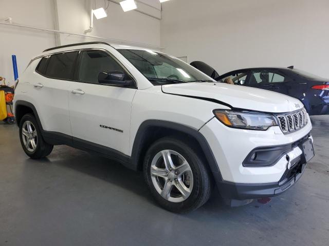 Vin: 3c4njdbn0rt111456, lot: 60617745, jeep compass latitude 20244