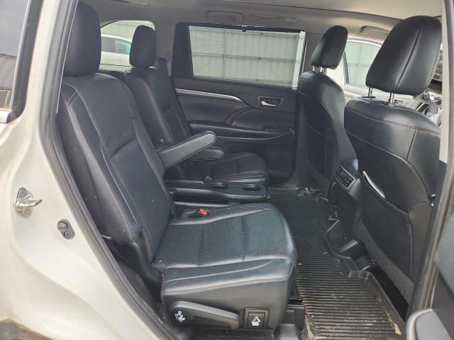 2019 TOYOTA HIGHLANDER - 5TDDZRFH5KS943154