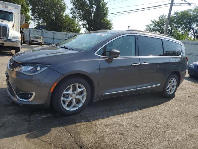 Vin: 2c4rc1bg2hr820550, lot: 62123335, chrysler pacifica touring l 2017 img_1