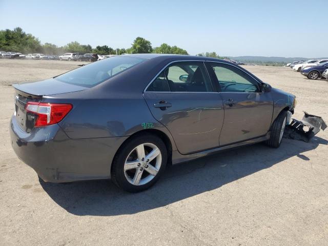 Vin: 4t1bf1fk6eu410559, lot: 61807365, toyota camry l 20143