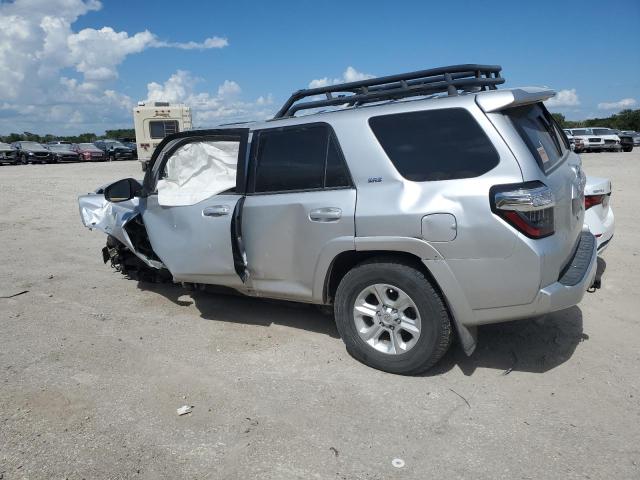 2022 TOYOTA 4RUNNER SR5 JTEFU5JR3N5270497