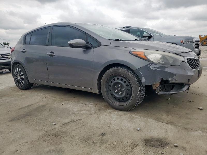 2016 KIA FORTE LX - KNAFK5A85G5648403