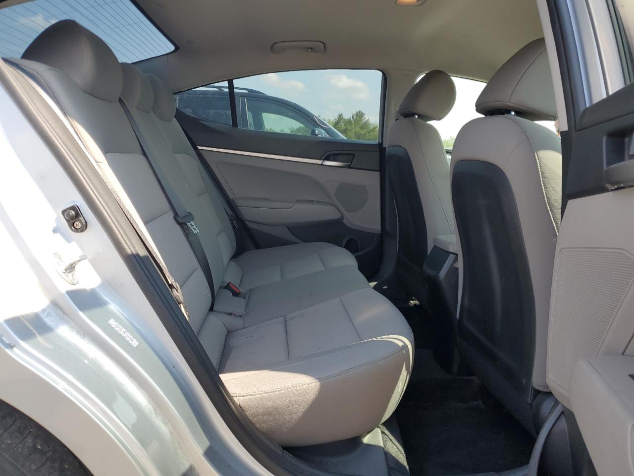 Hyundai Elantra se 2020