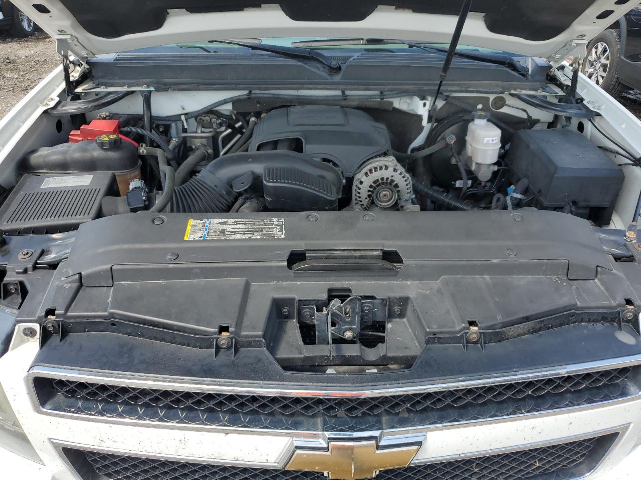 CHEVROLET TAHOE K1500 LT