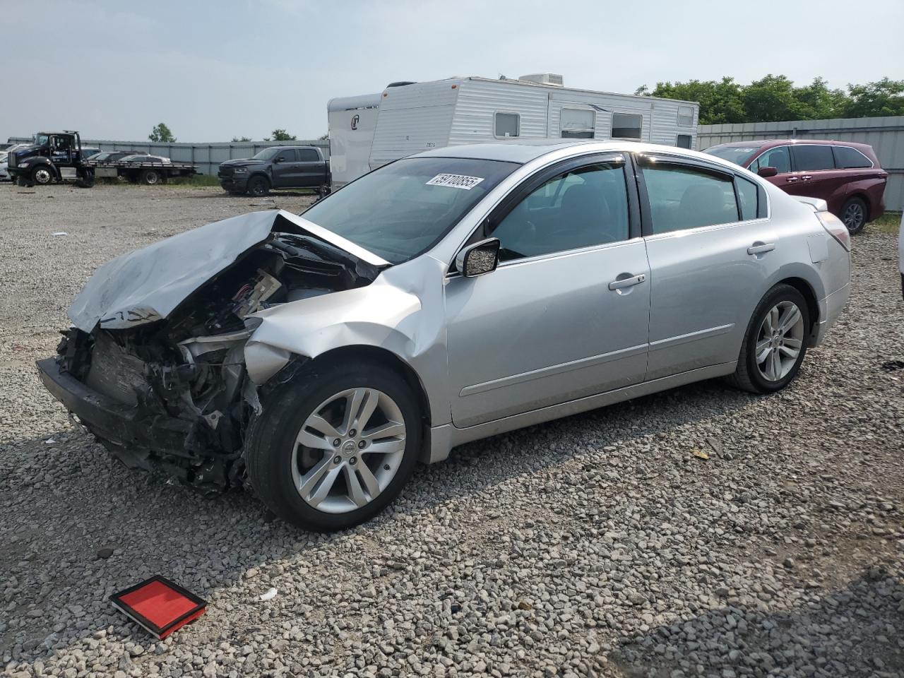 NISSAN ALTIMA SR
