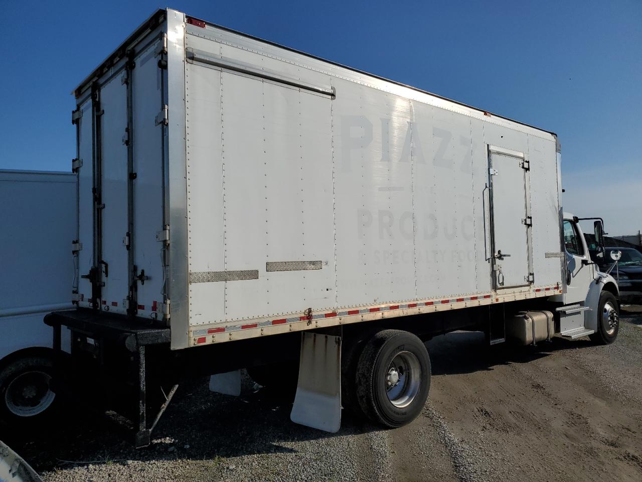 Lot #3186708993 2018 FREIGHTLINER M2 106 MED