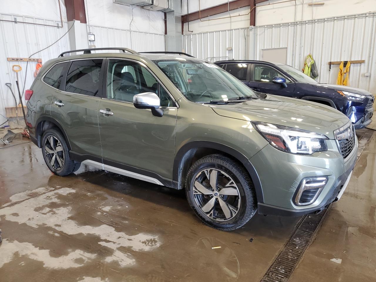 SUBARU FORESTER TOURING