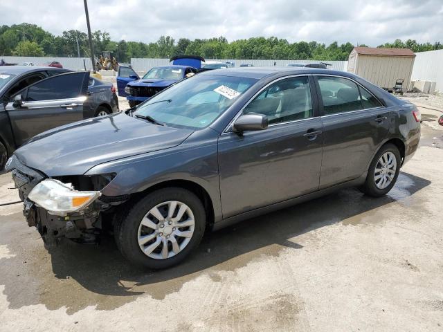 TOYOTA CAMRY BASE