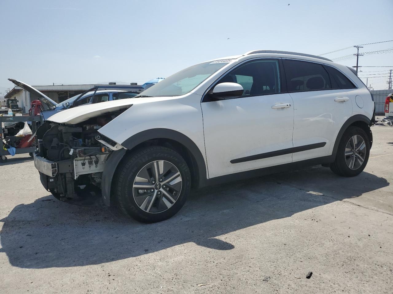 KIA NIRO LX