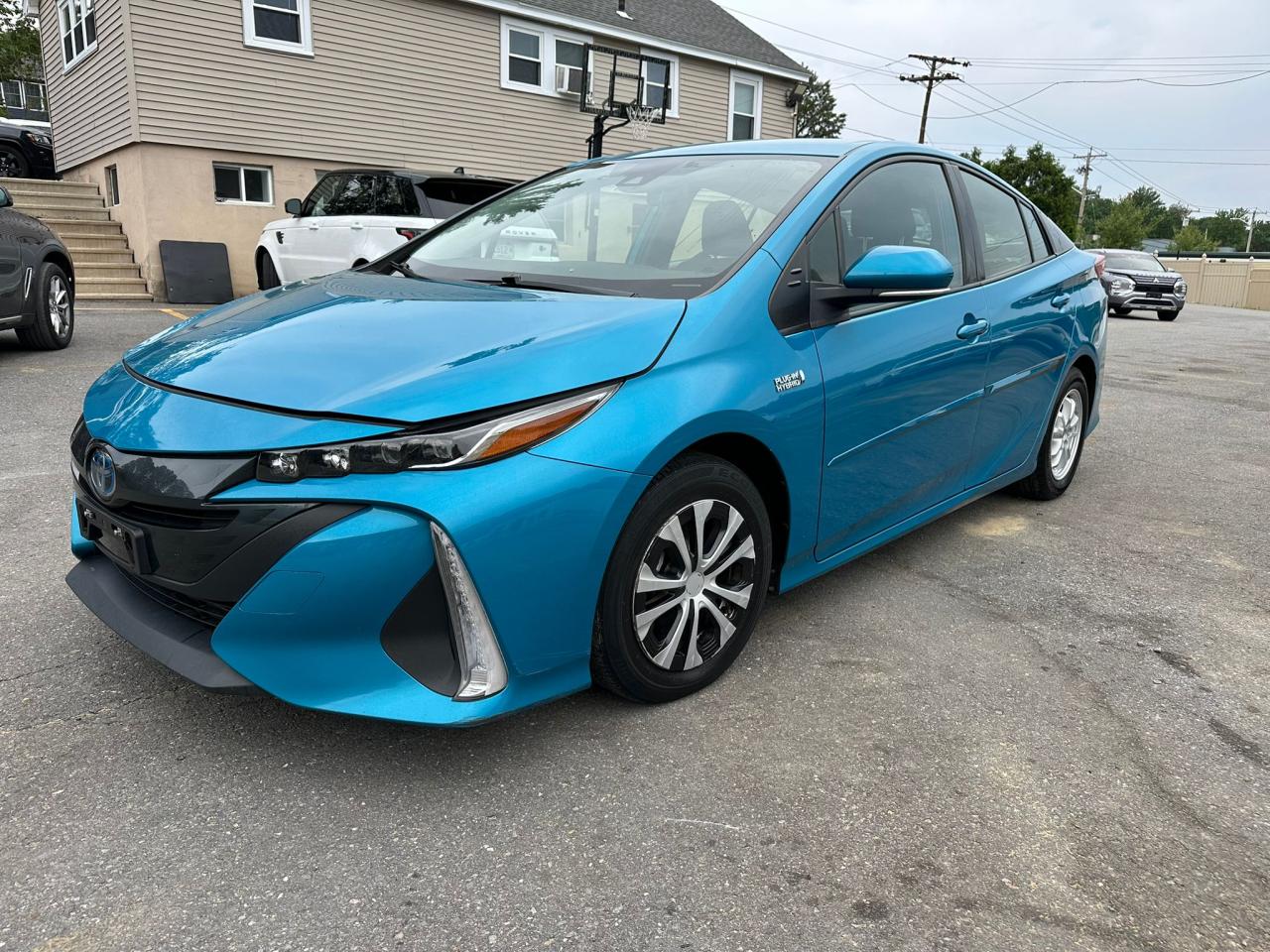 TOYOTA PRIUS PRIME LE