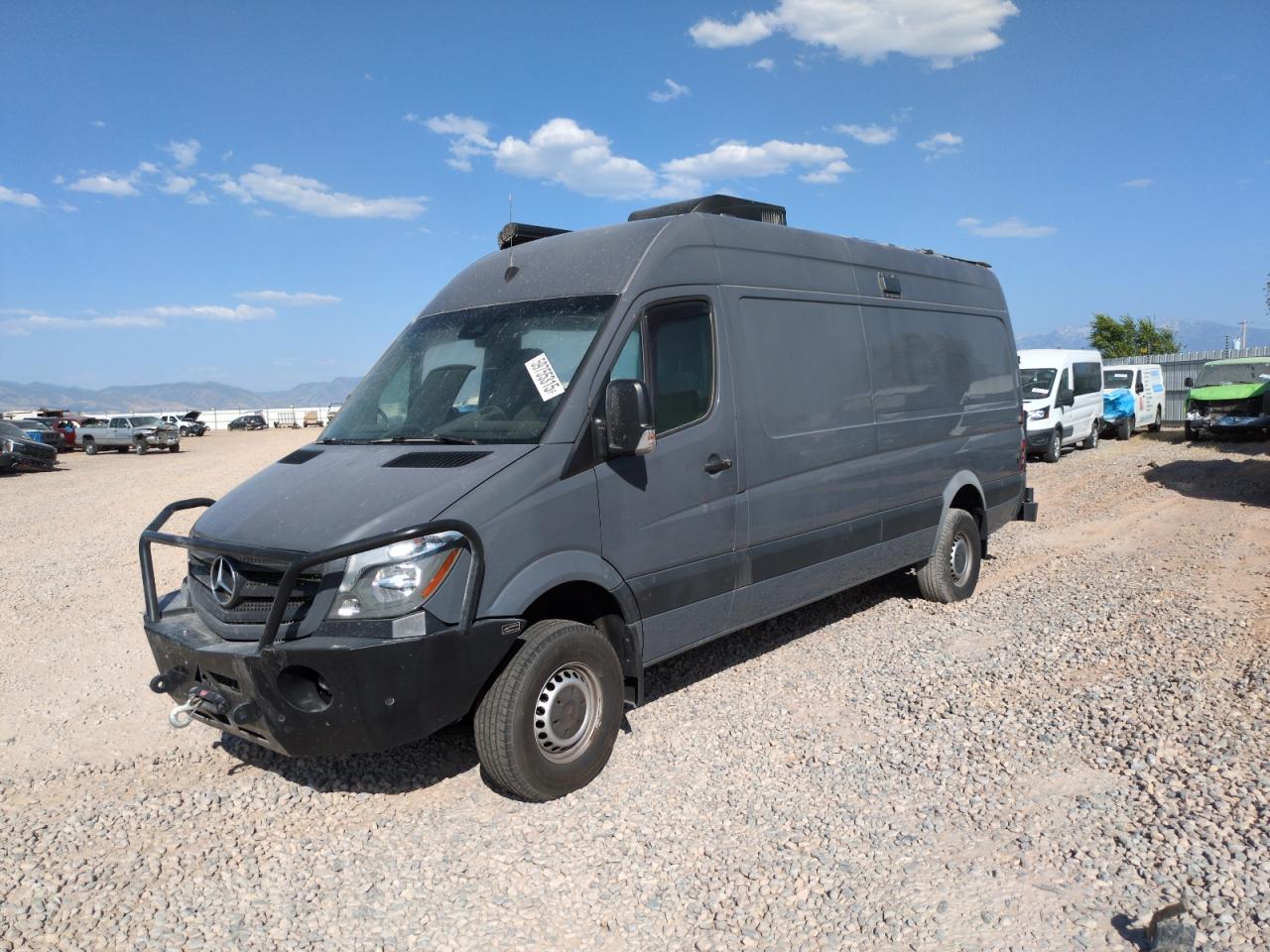MERCEDES-BENZ SPRINTER 2500