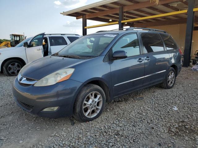 TOYOTA SIENNA XLE