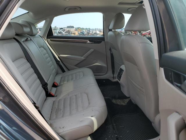 2017 VOLKSWAGEN PASSAT SEL 1VWCT7A35HC055833