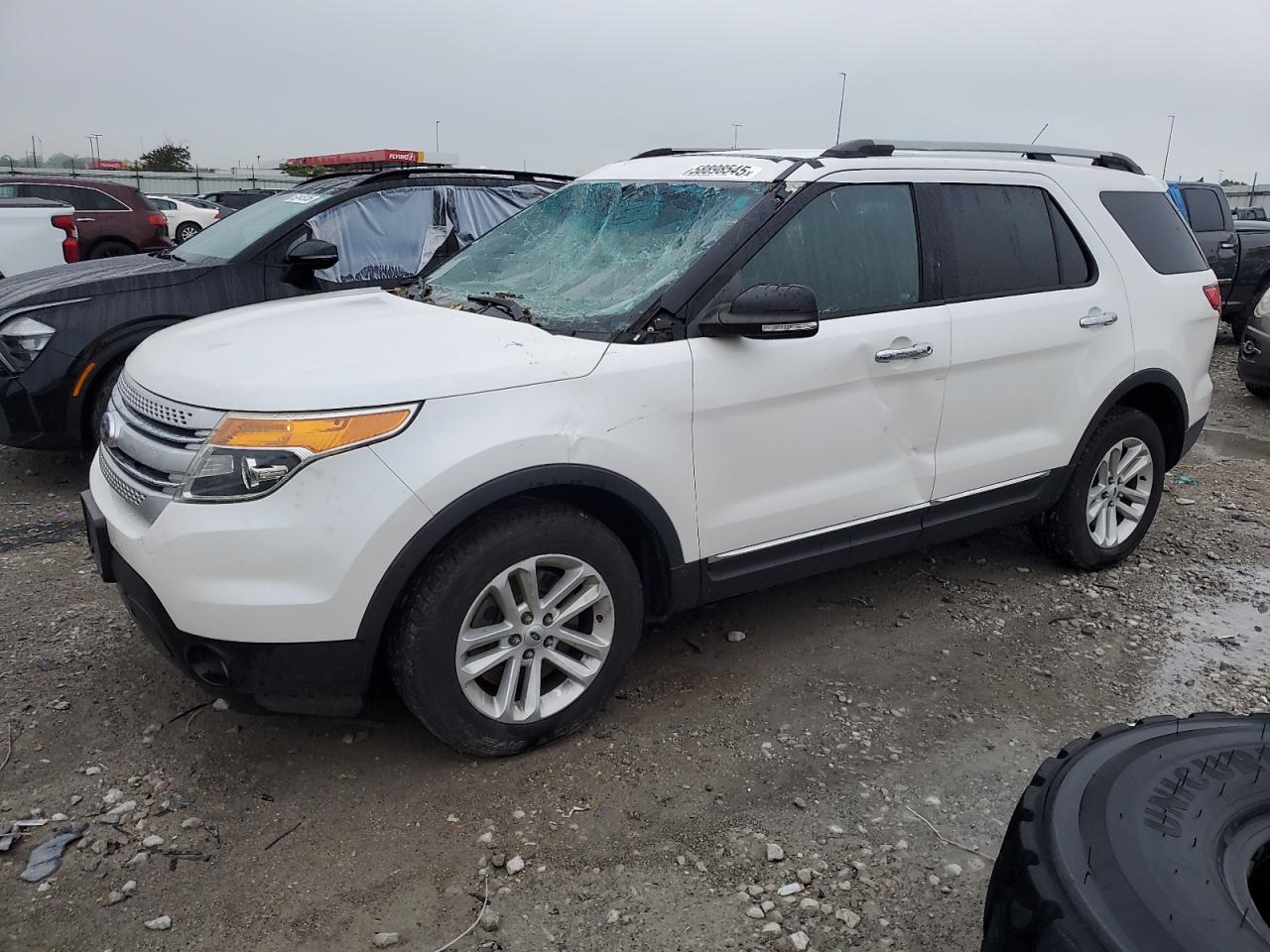 FORD EXPLORER XLT
