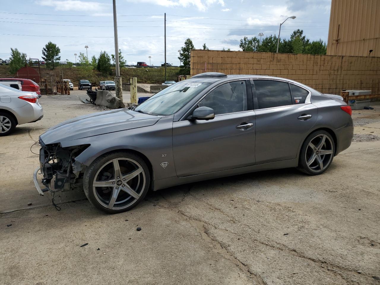 INFINITI Q50 2015