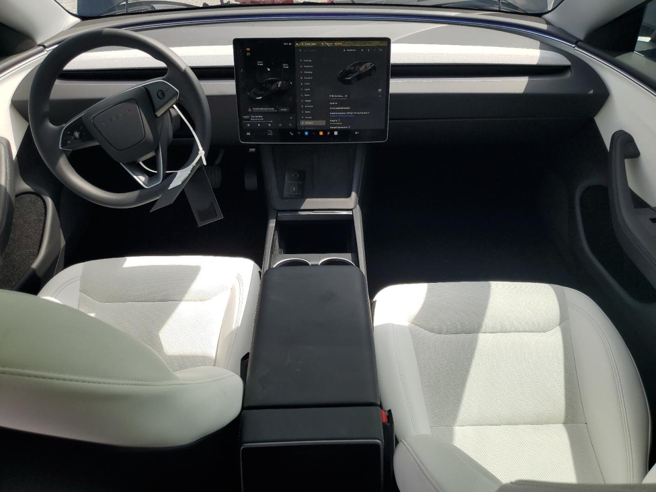 Tesla Model 3 2025