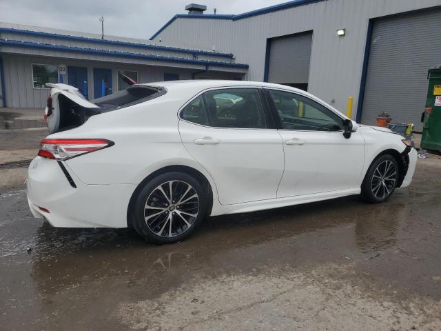 Vin: jtnb11hk6j3000582, lot: 61357725, toyota camry l 20183