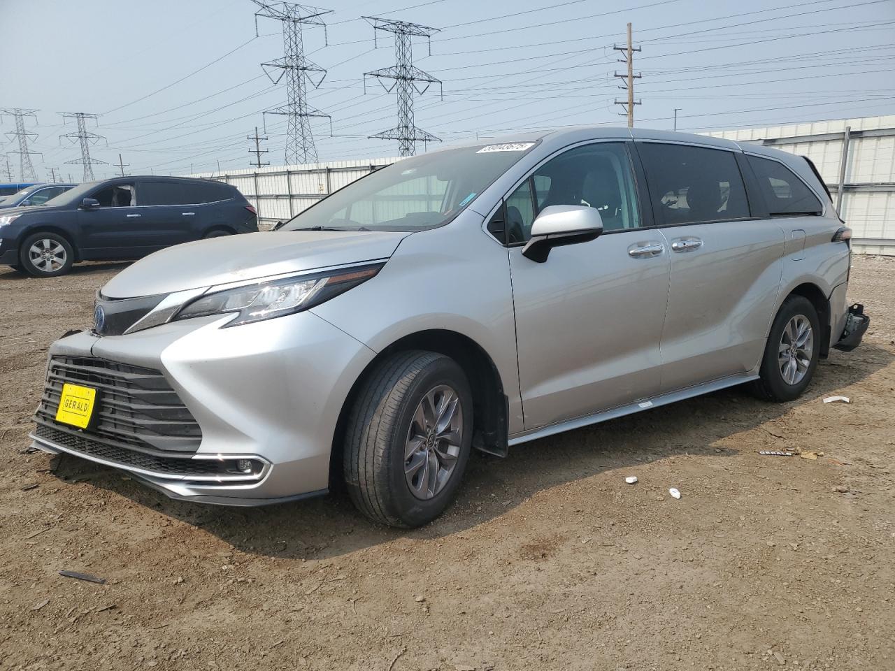 TOYOTA SIENNA XLE