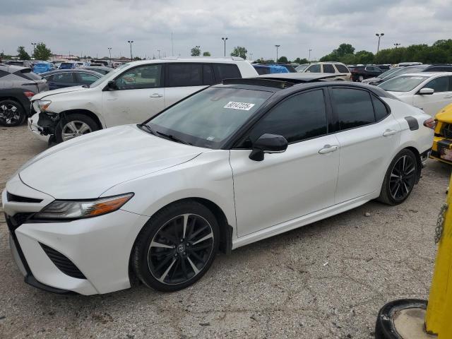 TOYOTA CAMRY XSE