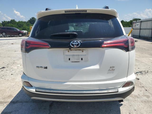 2018 TOYOTA RAV4 SE JTMJFREV5JJ205028