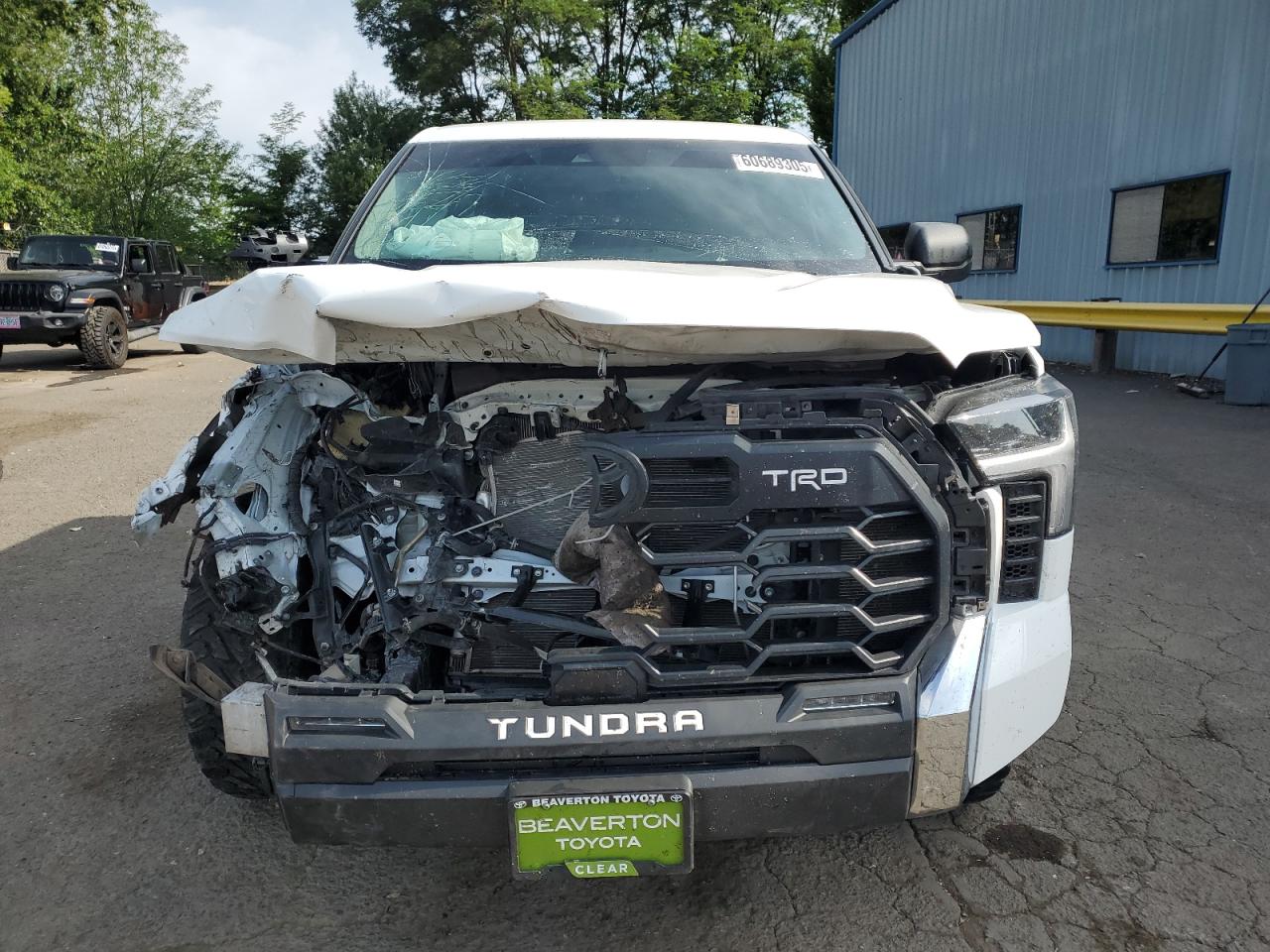 TOYOTA TUNDRA CREWMAX SR