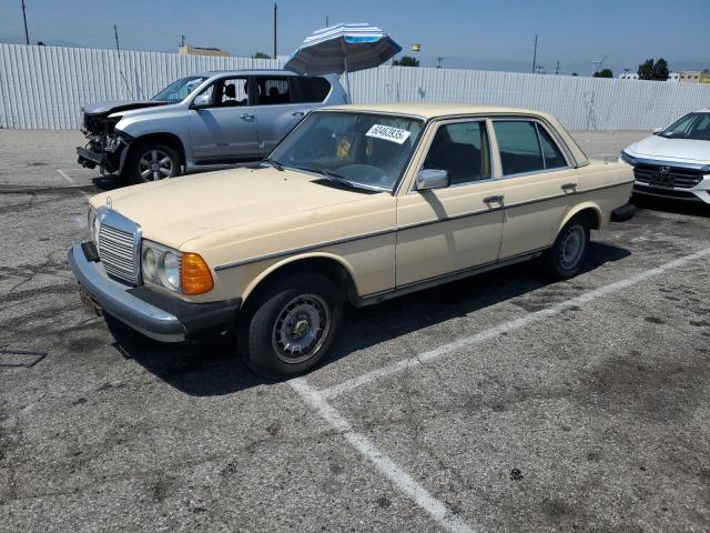 Vin: wdbab33axdb017451, lot: 60463935, mercedes-benz 300-class dt 1983 img_1
