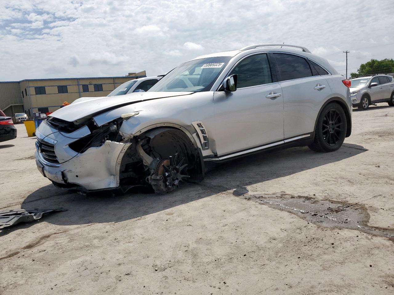 INFINITI FX35