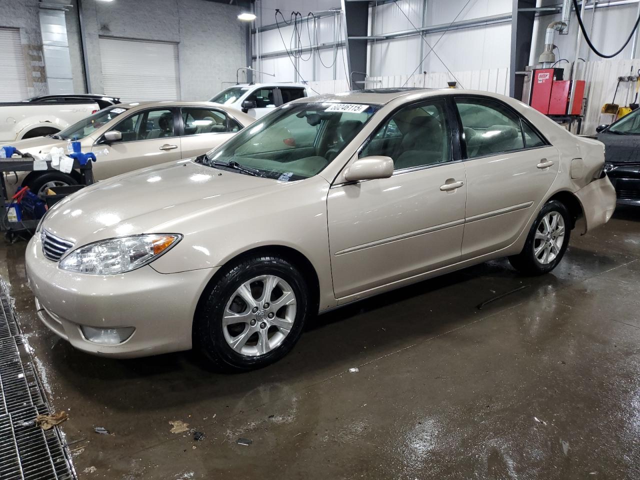 Toyota Camry le 2005