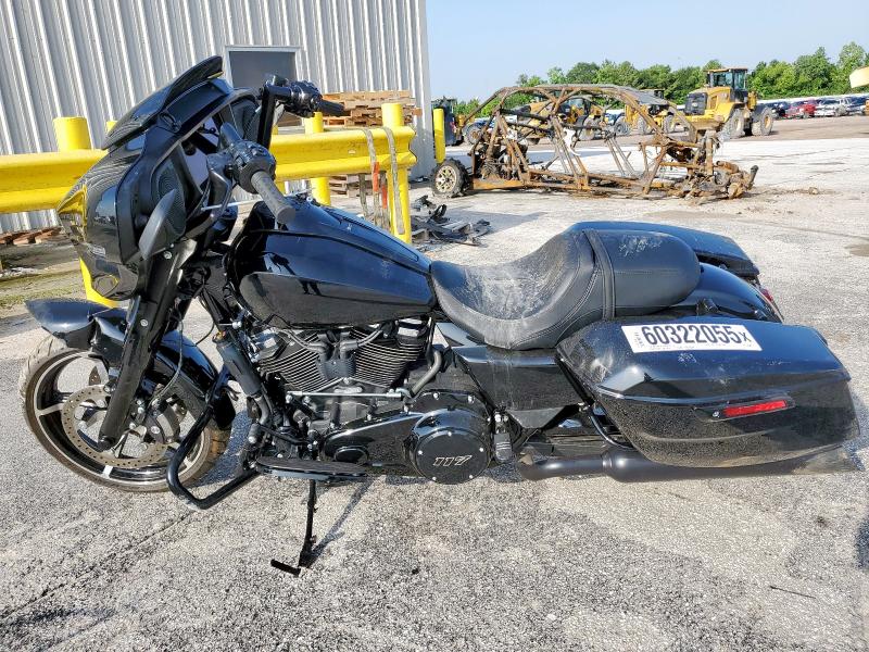 HARLEY-DAVIDSON FLHX 2024 black  gas 1HD1KB718RB663891 photo #4