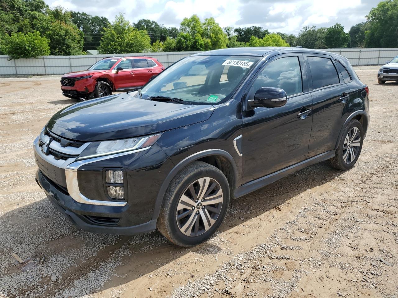 MITSUBISHI OUTLANDER SE