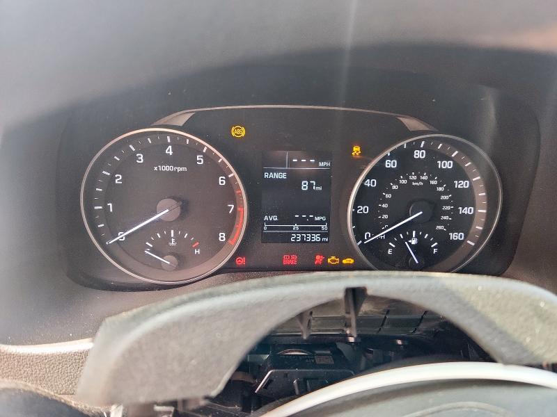 2018 HYUNDAI ELANTRA SE 5NPD74LF5JH212904