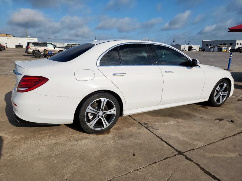 Vin: wddzf4jb2ha081222, lot: 61779615, mercedes-benz e-class 300 20173