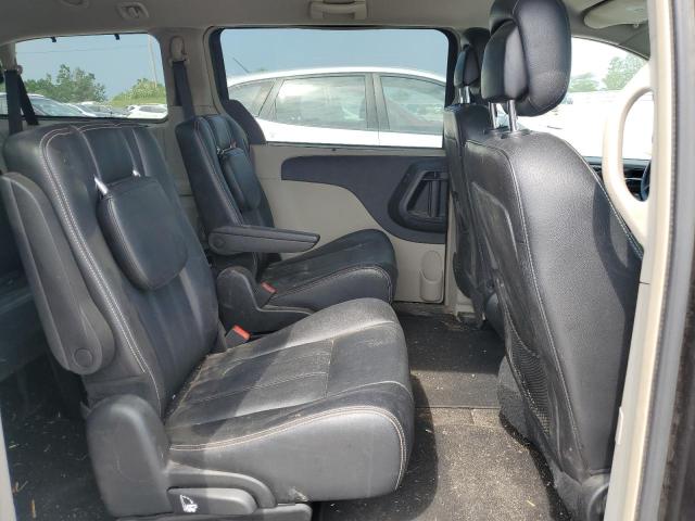 2015 CHRYSLER TOWN & COU - 2C4RC1BG2FR554069