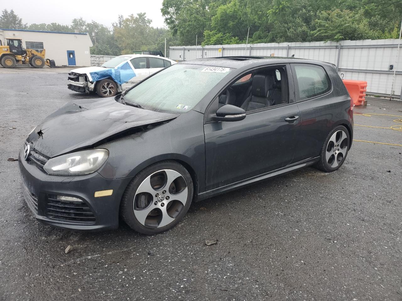 VOLKSWAGEN GOLF R