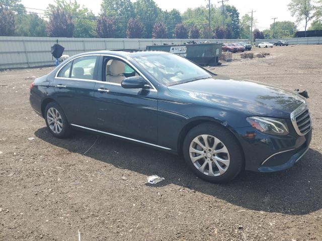 Vin: wddzf4kbxha185598, lot: 61011935, mercedes-benz e-class 300 4matic 20174