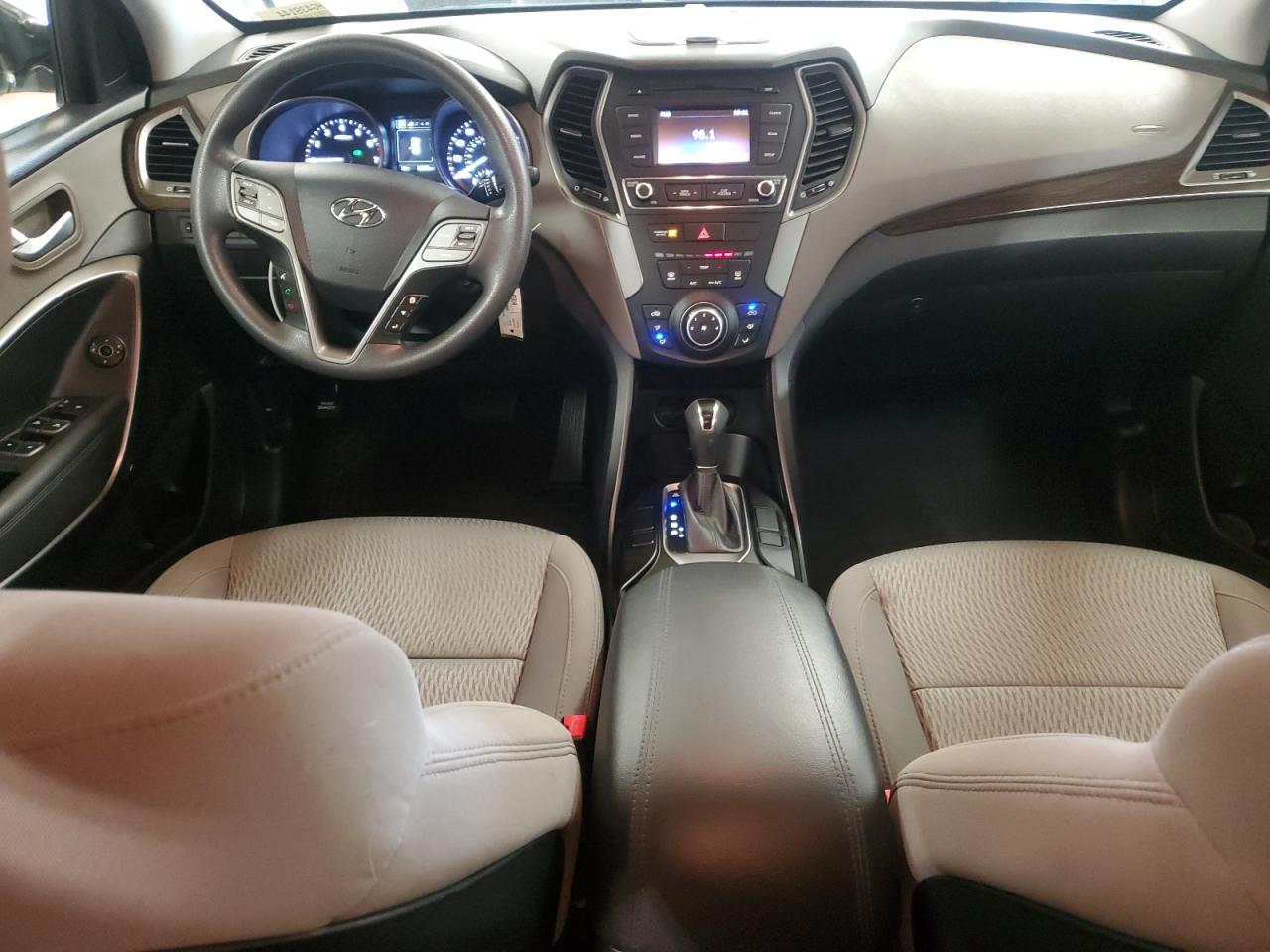 Hyundai Santa fe s 2017