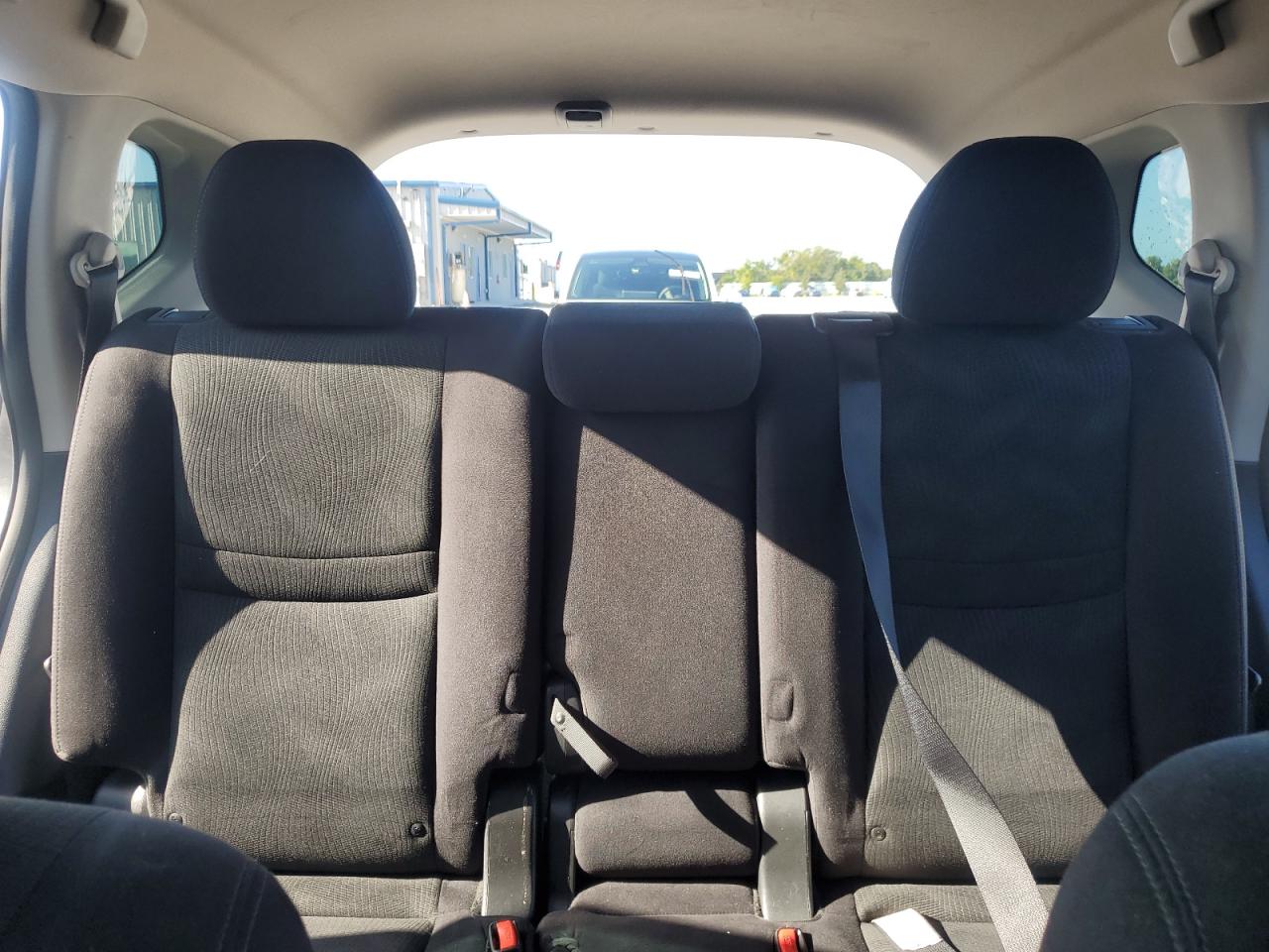 Nissan Rogue s 2015