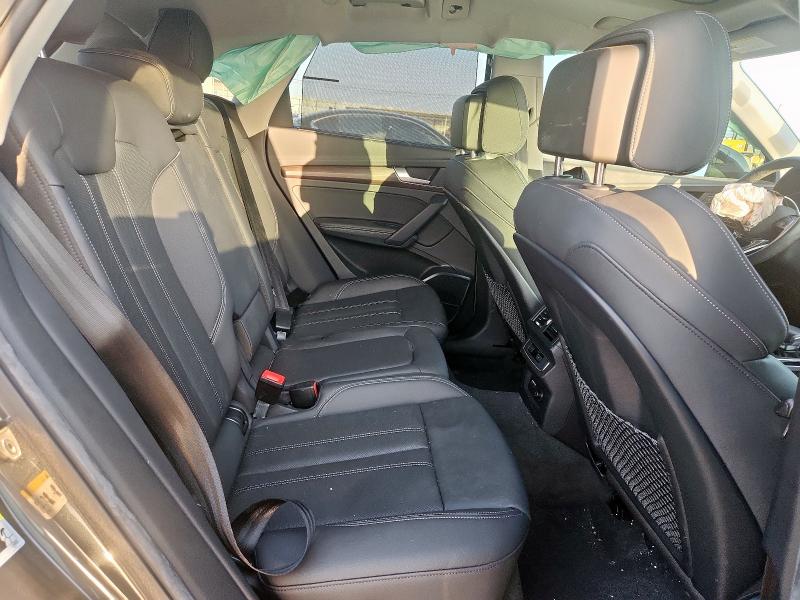 2021 AUDI Q5 PREMIUM WA1BAAFY2M2118077