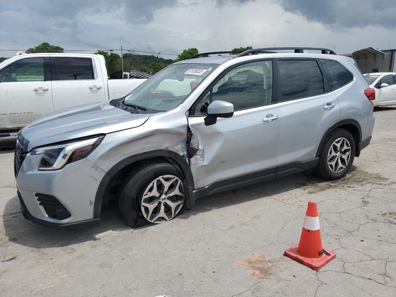 SUBARU FORESTER PREMIUM