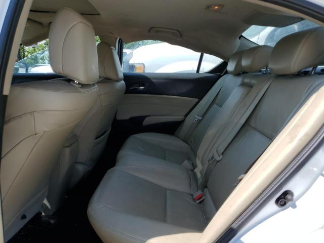 2018 ACURA ILX BASE W 19UDE2F33JA009837